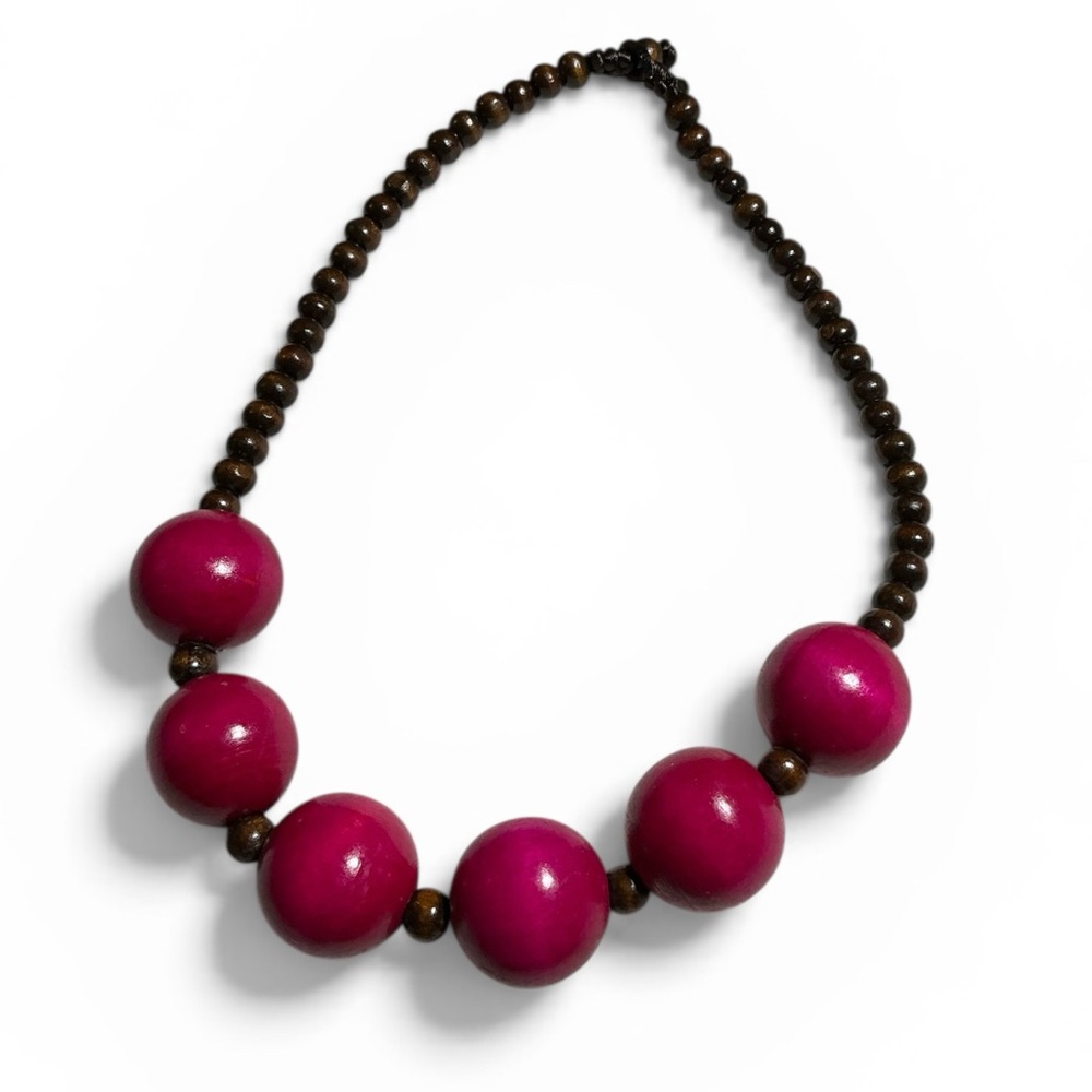 🐥 Bold Pink Beaded Statement Necklace